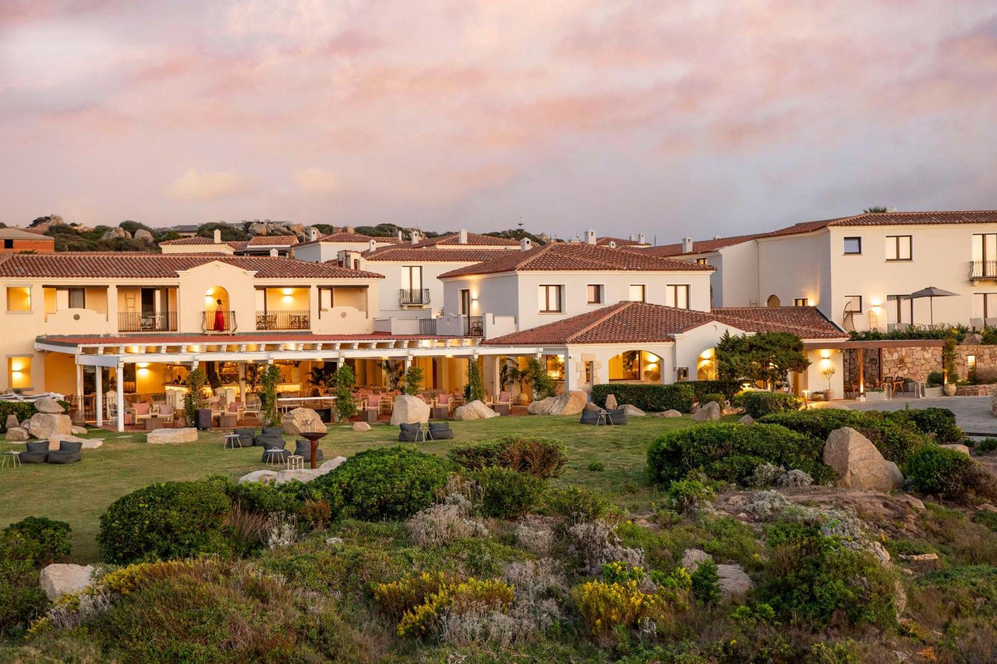 Mangia'S Santa Teresa Sardinia, Curio Collection By Hilton Hotel Santa Teresa Gallura Eksteriør billede